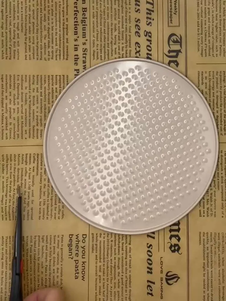 Бумага для выпечки силиконизированная с рисунком газета 25 м (пергамент) в рулоне