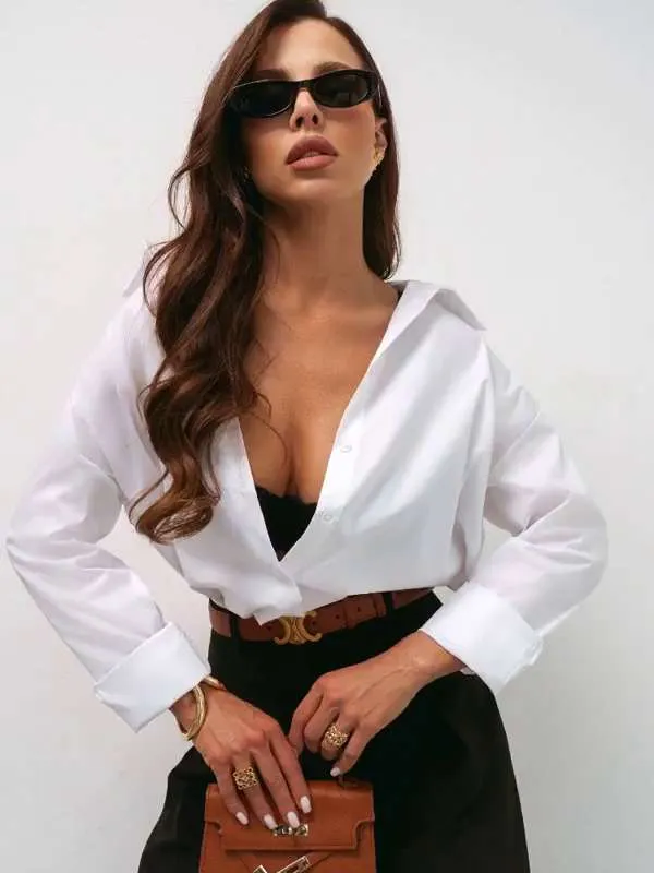 Рубашка Женский белый Длинный Хлопок Декоративные пуговицы, Кристаллы, размер 44, 42 оверсайз Пуговицы Россия, рост 150-170