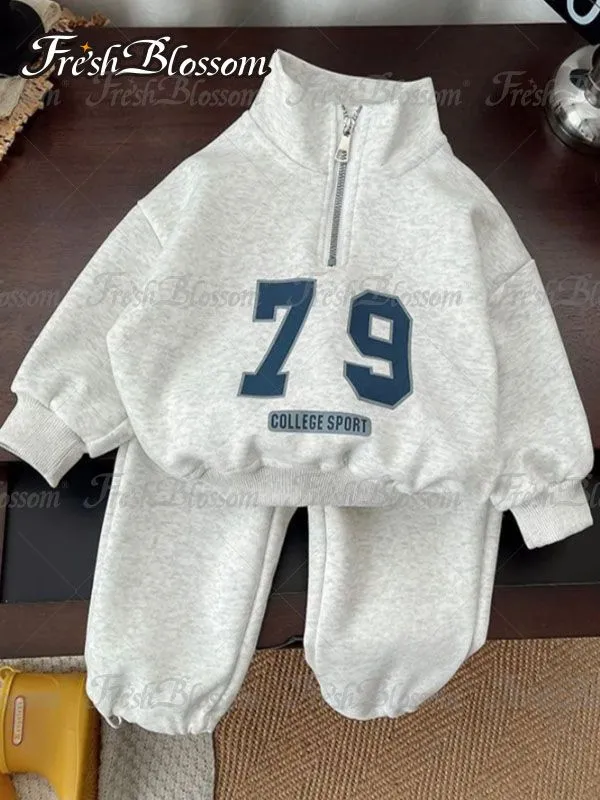 Комплект одежды Мальчики, Девочки Fresh Blossom Повседневный серый лист, размер 110 Хлопок Буквы и цифры Китай Демисезон Молния