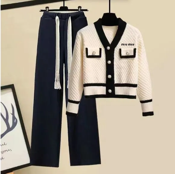 Комплект одежды Женский Miu Miu Повседневный бежевый, черный, размер 44 Хлопок, рост 150-180 Карманы Китай Демисезон Пуговицы