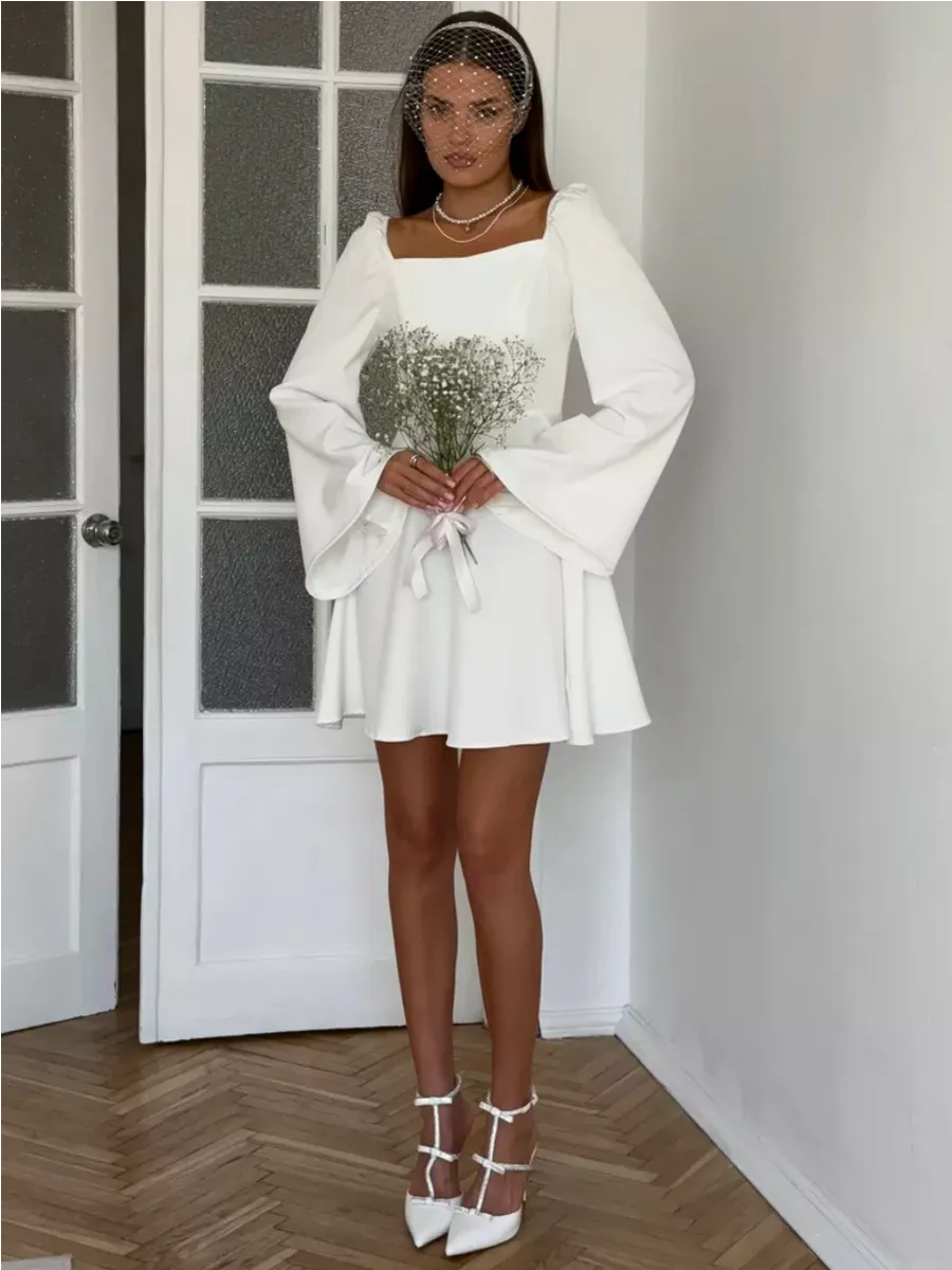 Платье с рукавами фонариками