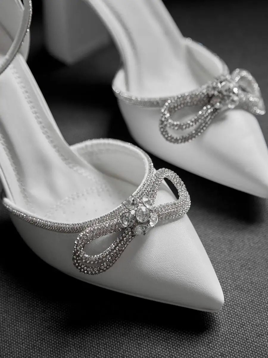 Туфли на каблуке вечерние со стразами