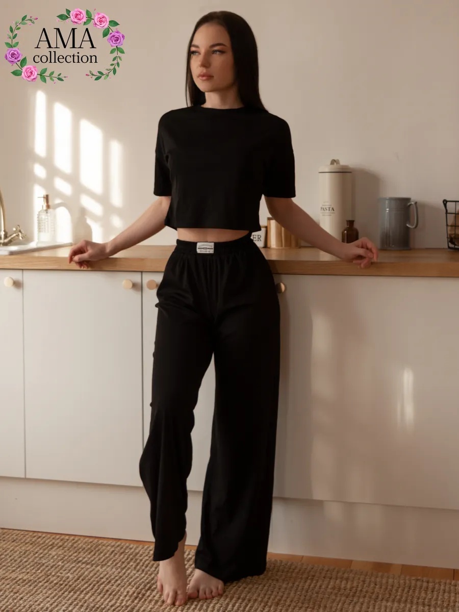 Пижама со штанами и футболкой