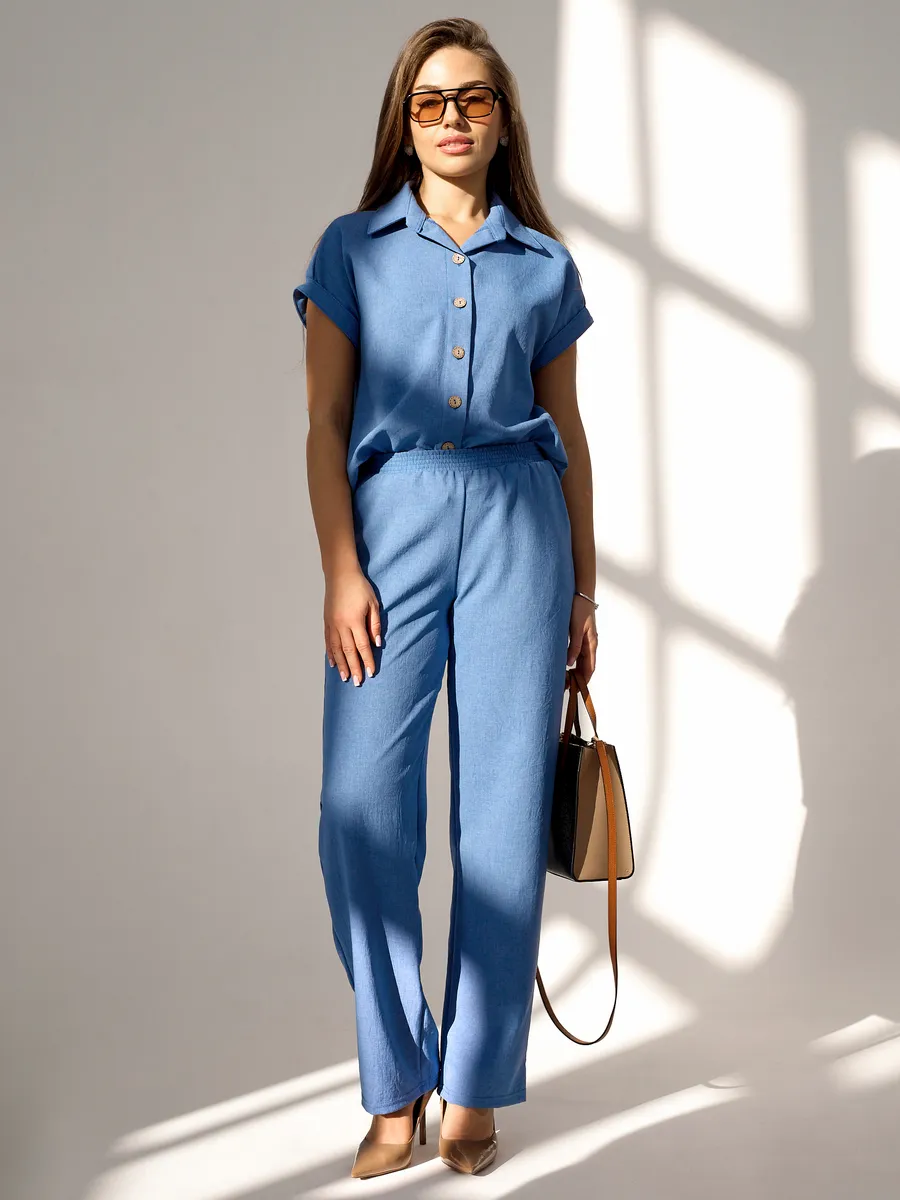 Летний брючный костюм лен