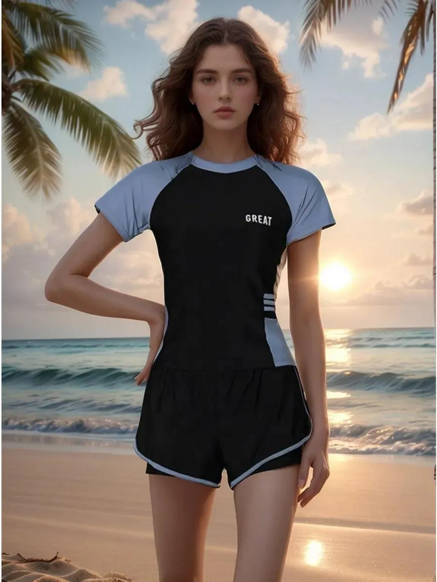 Купальник раздельный с шортами