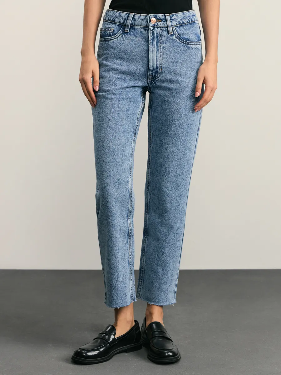 Джинсы прямые укороченные со средней посадкой