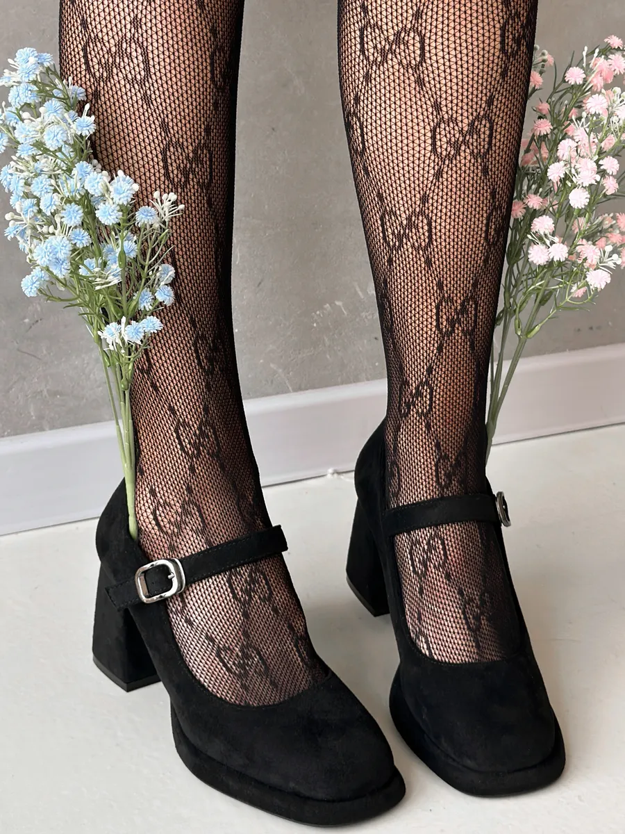 Туфли с ремешком на каблуке замшевые черные