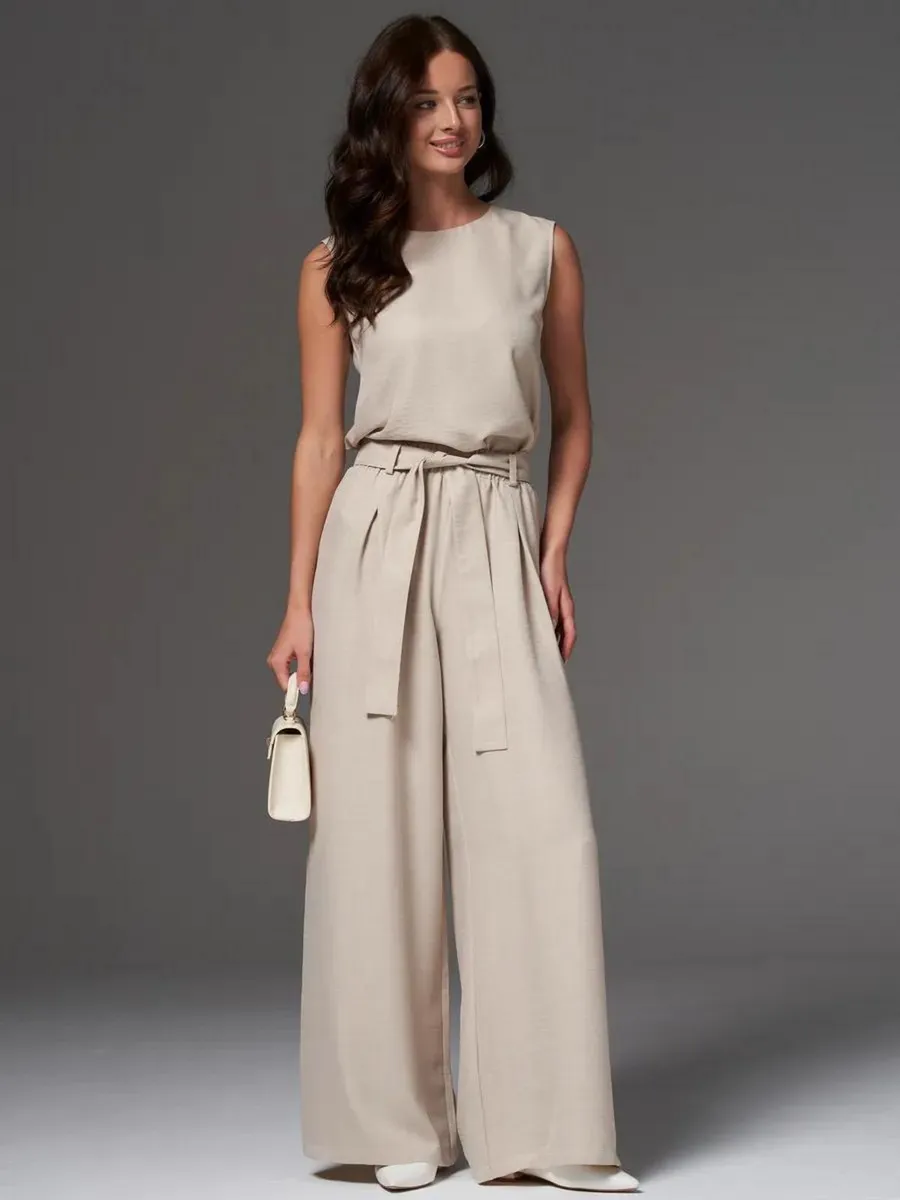 Летний костюм брюки и топ