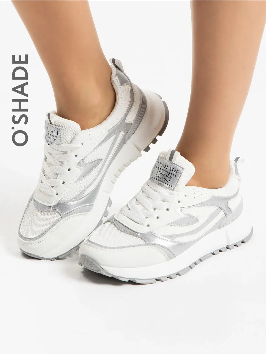 Кроссовки женские