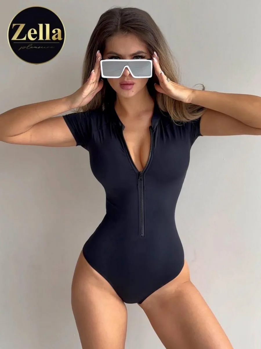 Купальник слитный с молнией