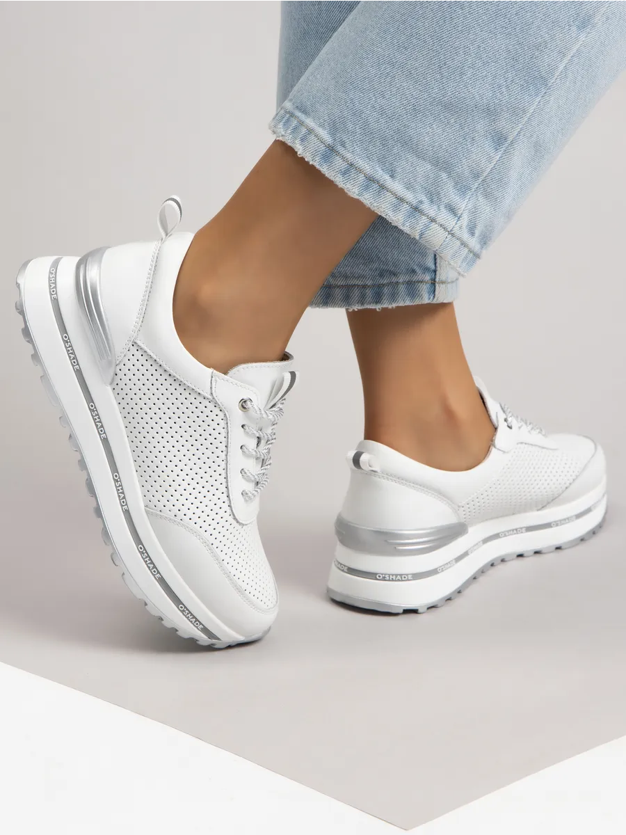 Кроссовки женские белые