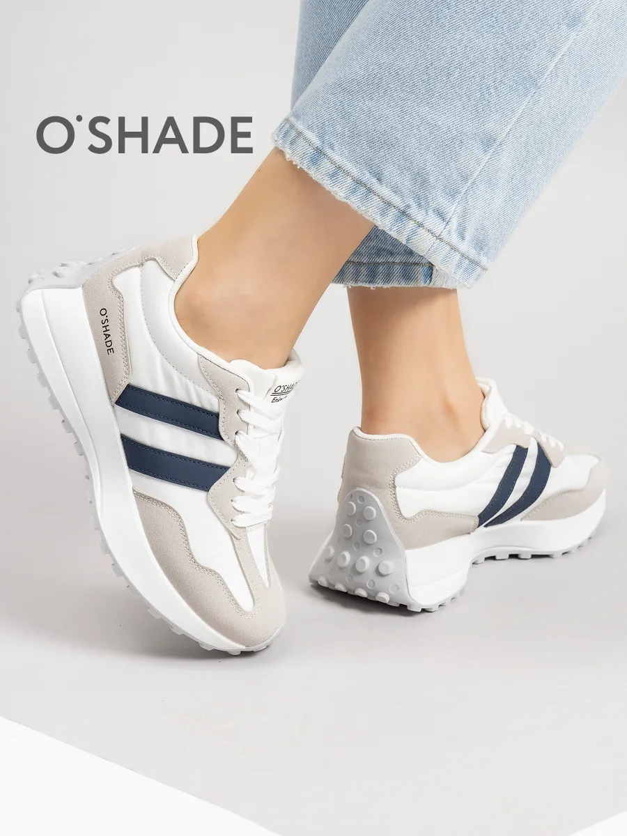 Кроссовки женские