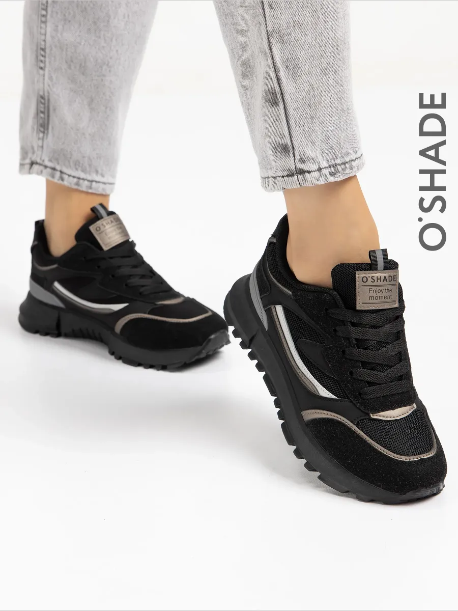 Кроссовки женские черные