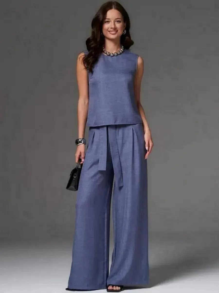 Летний костюм брюки и топ