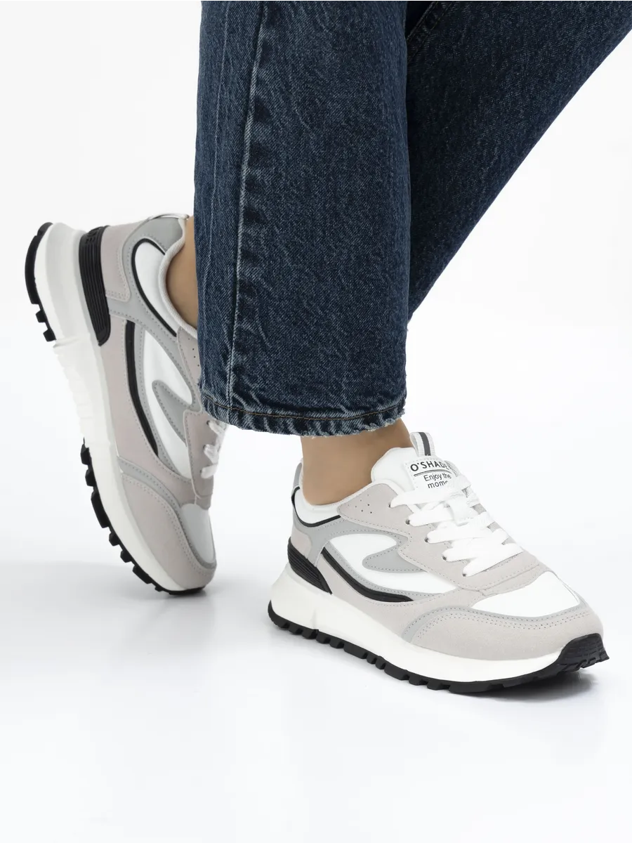 Кроссовки женские осень