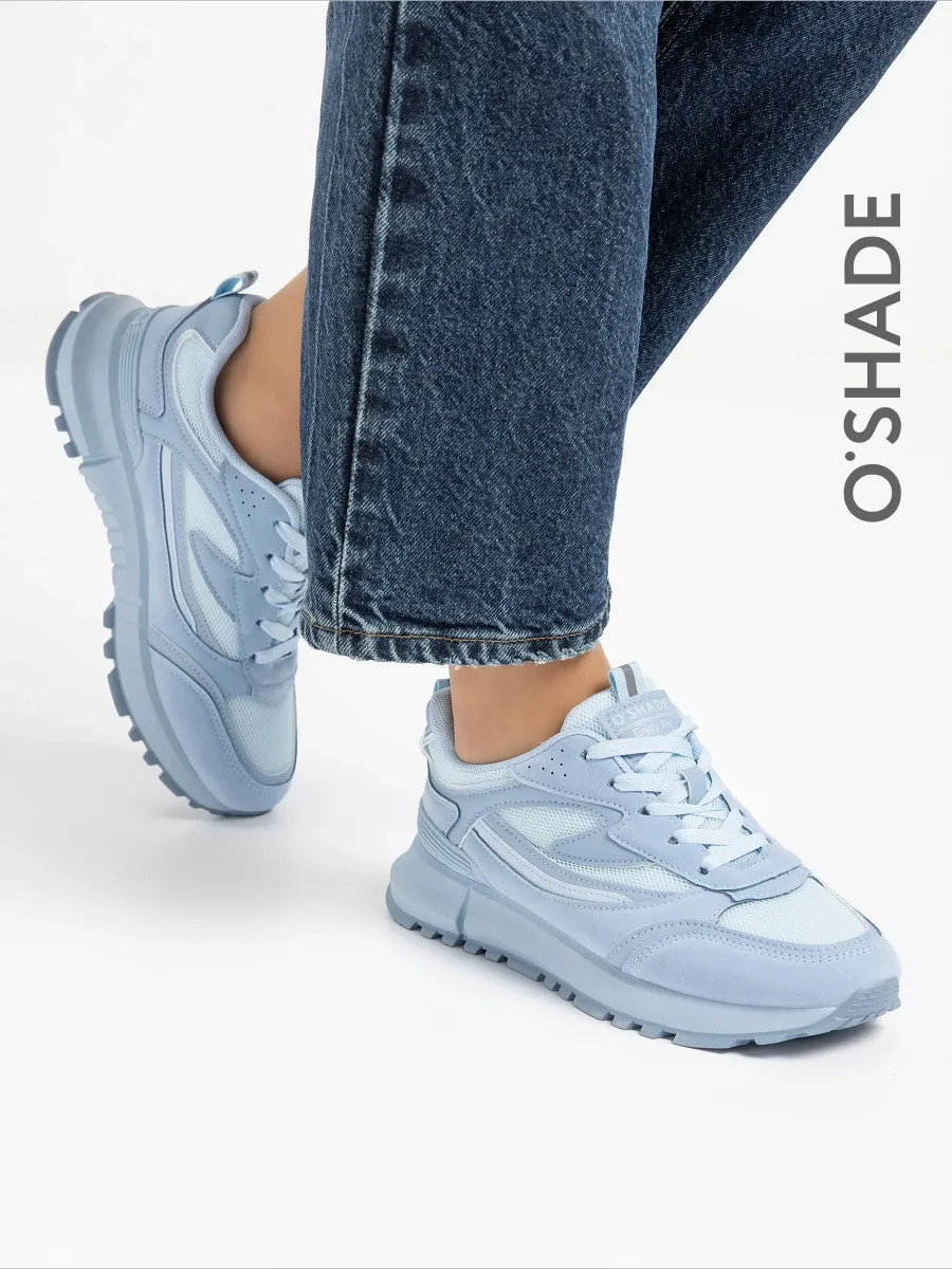 Кроссовки женские