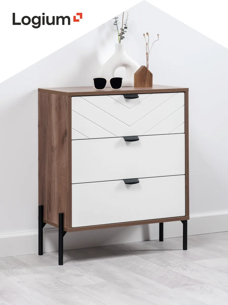 Комод для вещей деревянный с ящиками