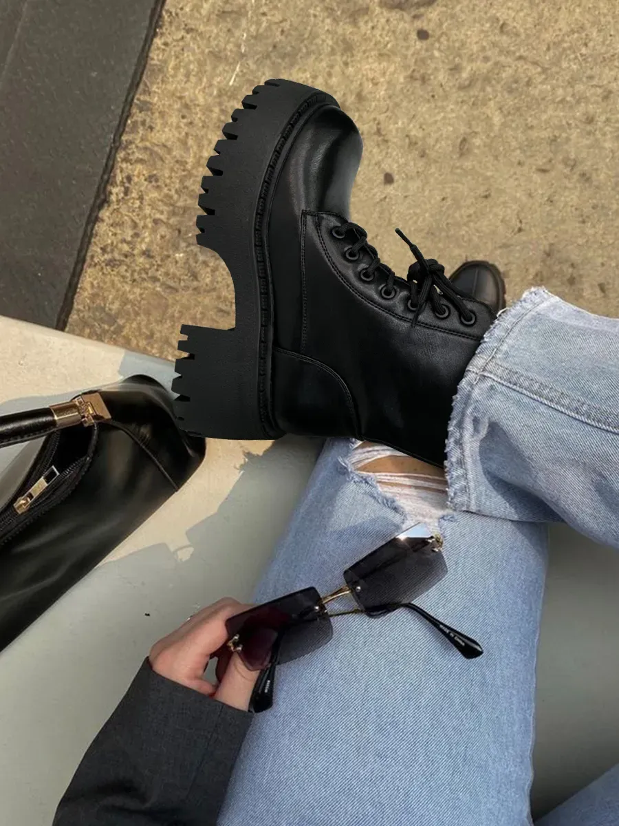 Ботинки демисезонные берцы на массивной подошве