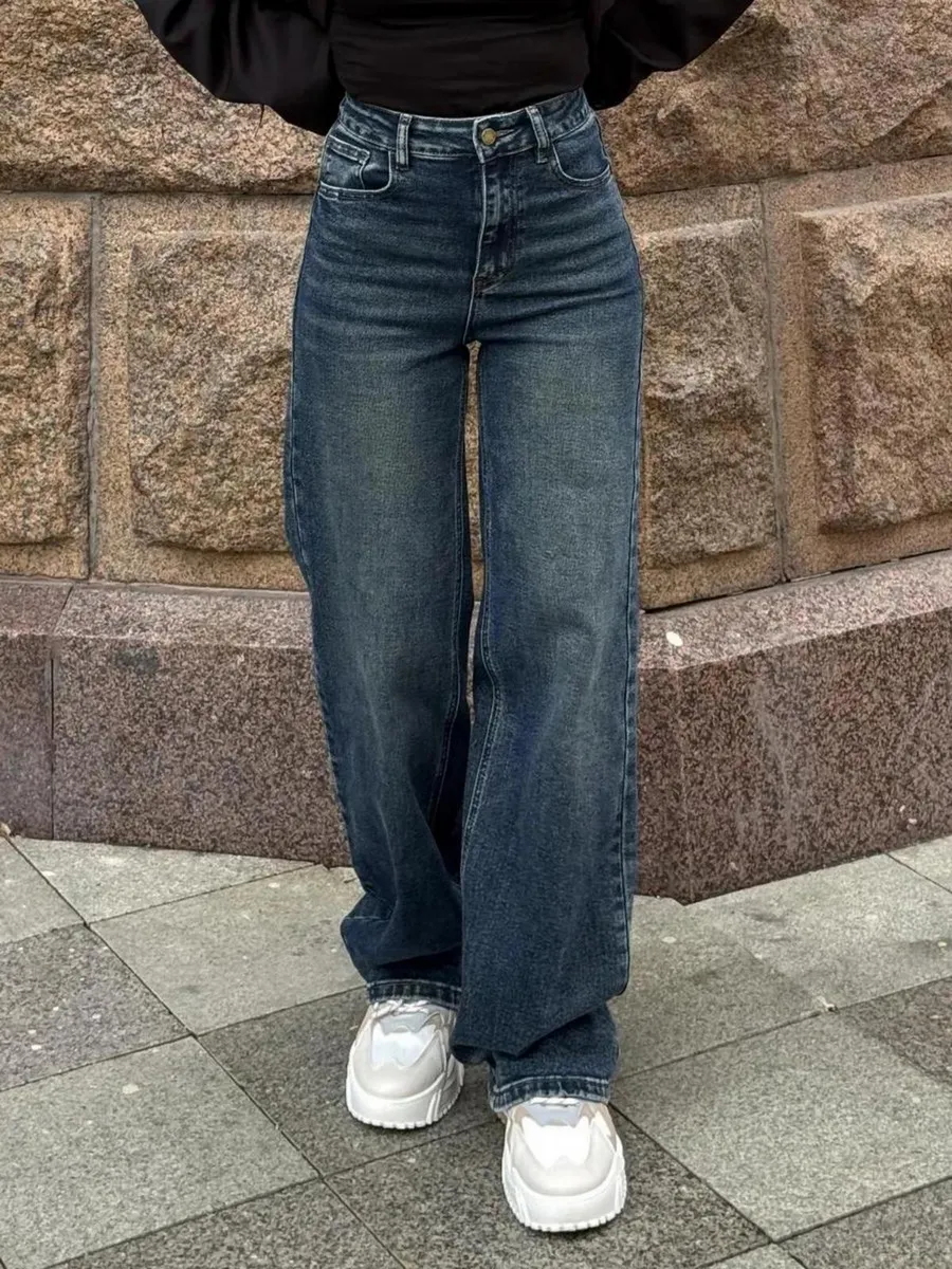 Джинсы широкие трубы с высокой посадкой