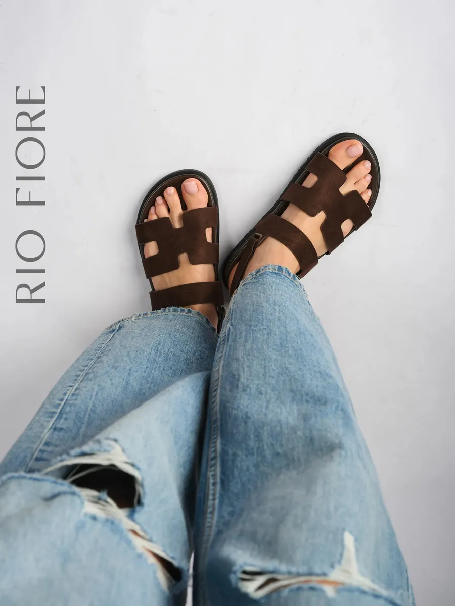 Босоножки летние с ремешком