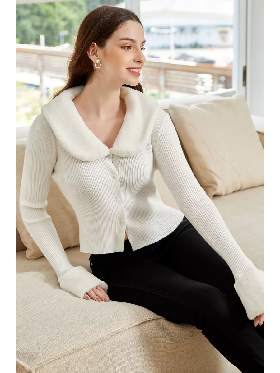 Кофта с меховым воротом