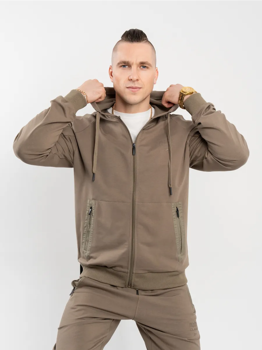 Спортивный костюм мужской с капюшоном