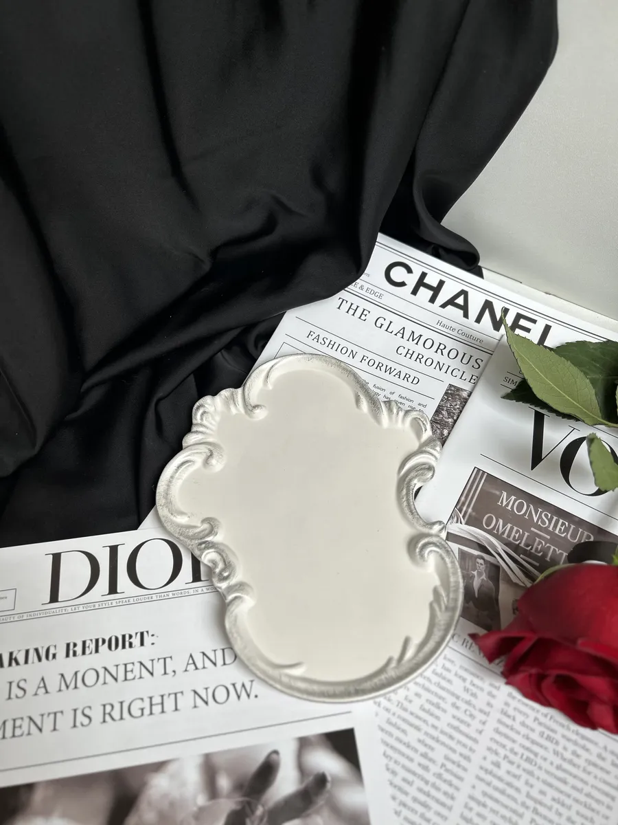 Декоративная подставка для украшений