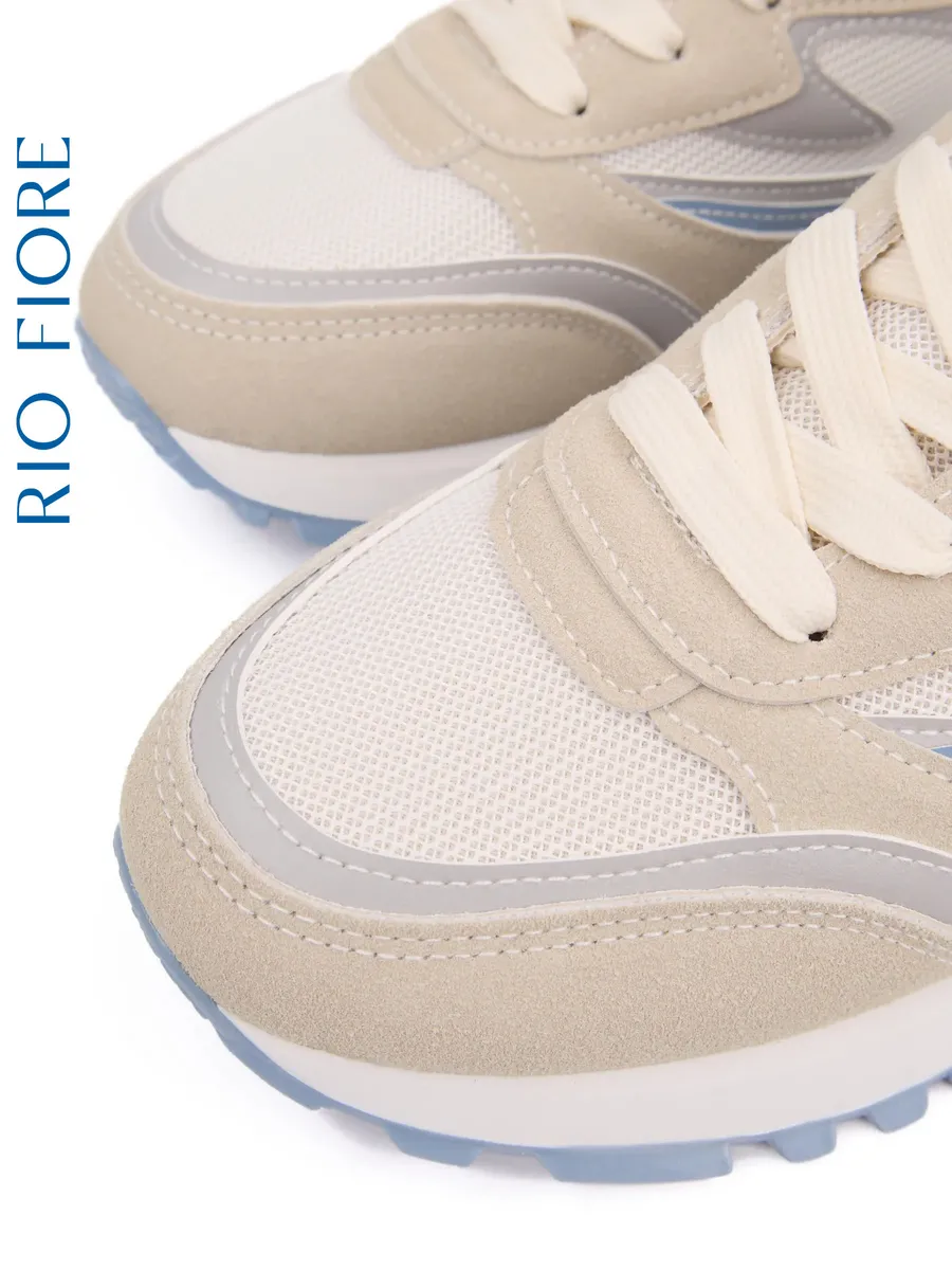 Кроссовки спортивные повседневные