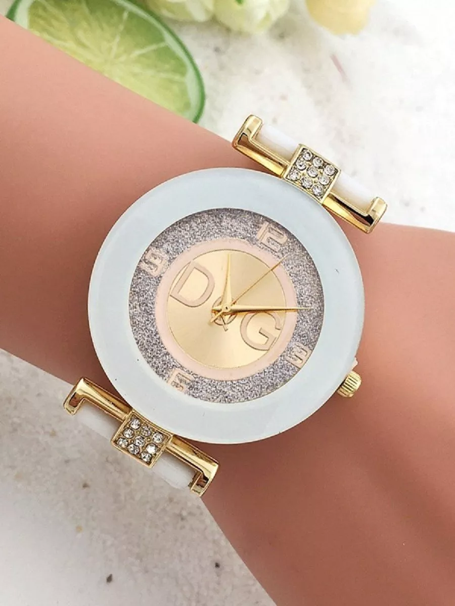 Часы наручные со стразами в подарочной коробке