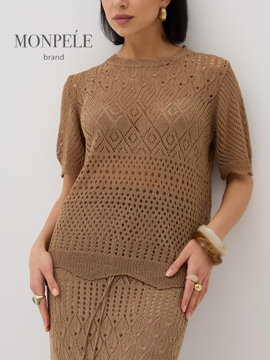 Костюм с юбкой вязаный летний