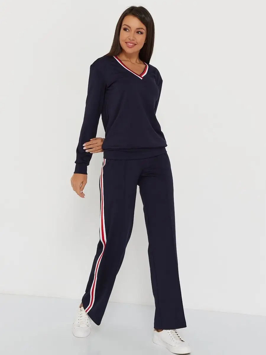 Спортивный костюм с брюками и кофтой повседневный комплект