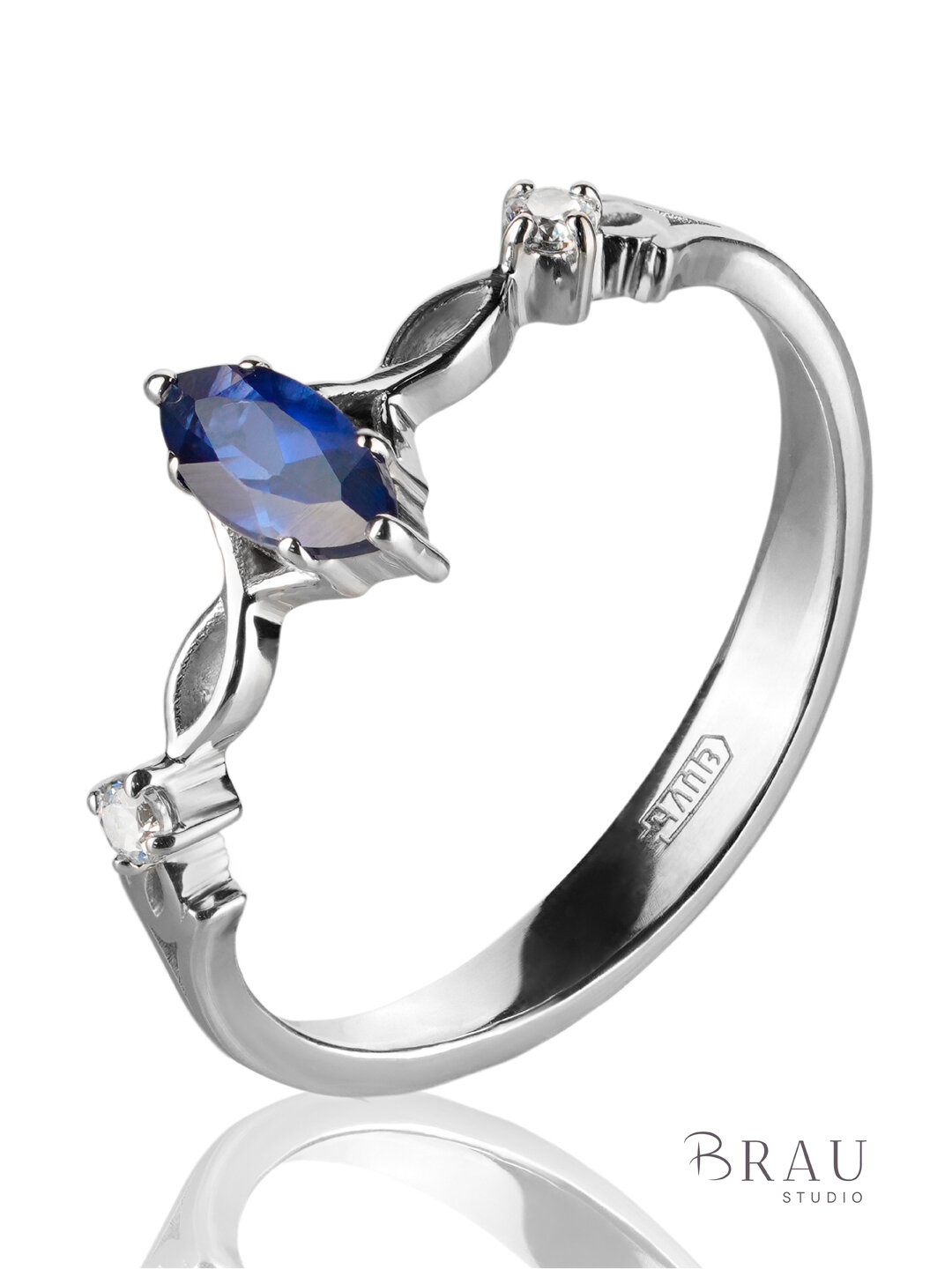 Кольцо BRAU, серебро, 925 проба, родирование, корунд синтетический, фианит
