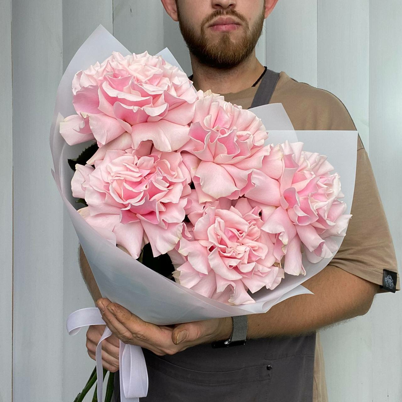 Монобукет нежных французских роз « Пинк Мондиаль» Ver Flowers