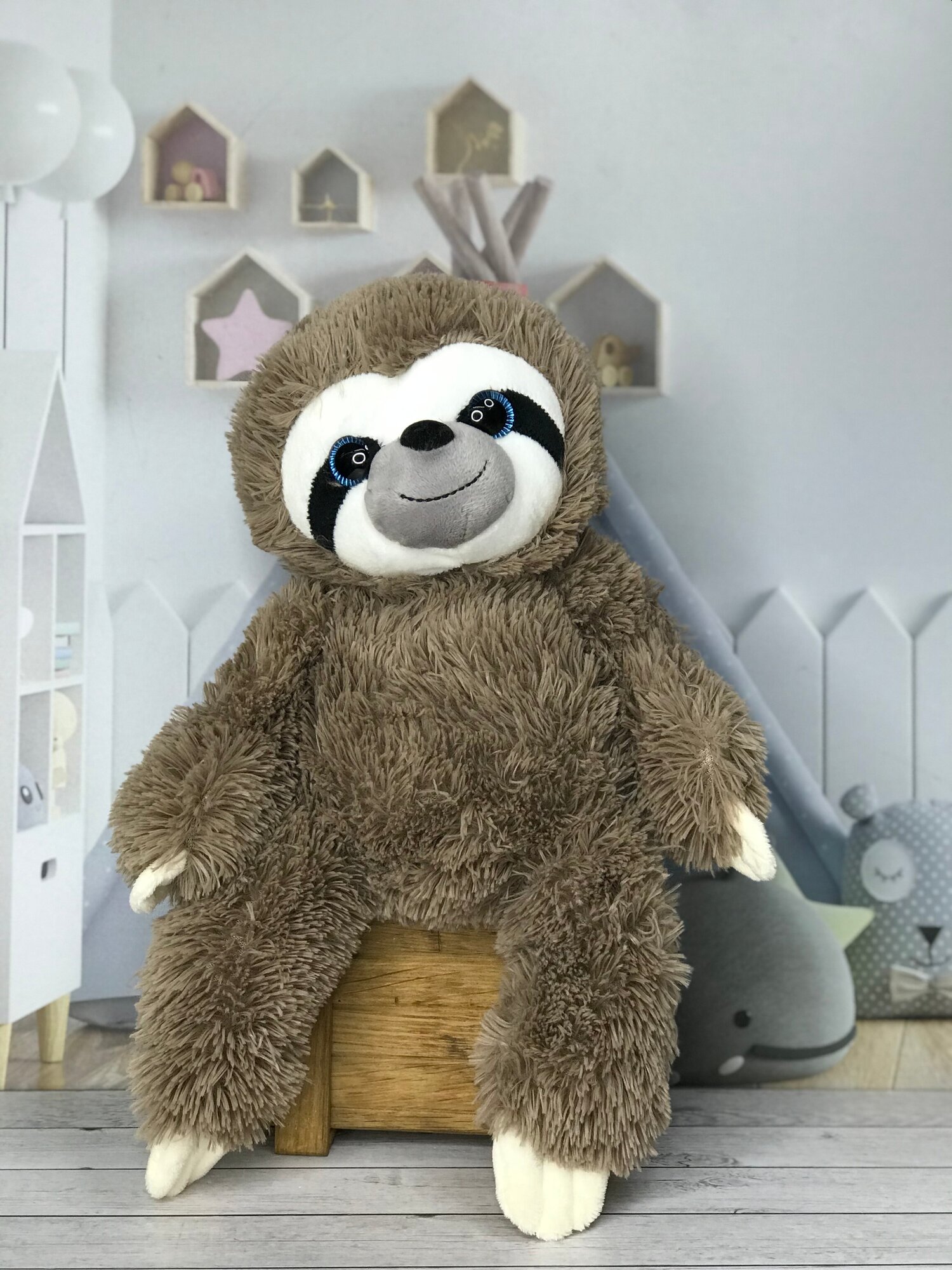 Мягкая игрушка Ленивец 30 см