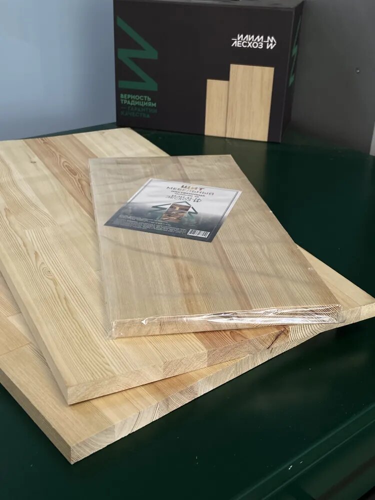 Щит мебельный лиственница 18 Х400 Х800